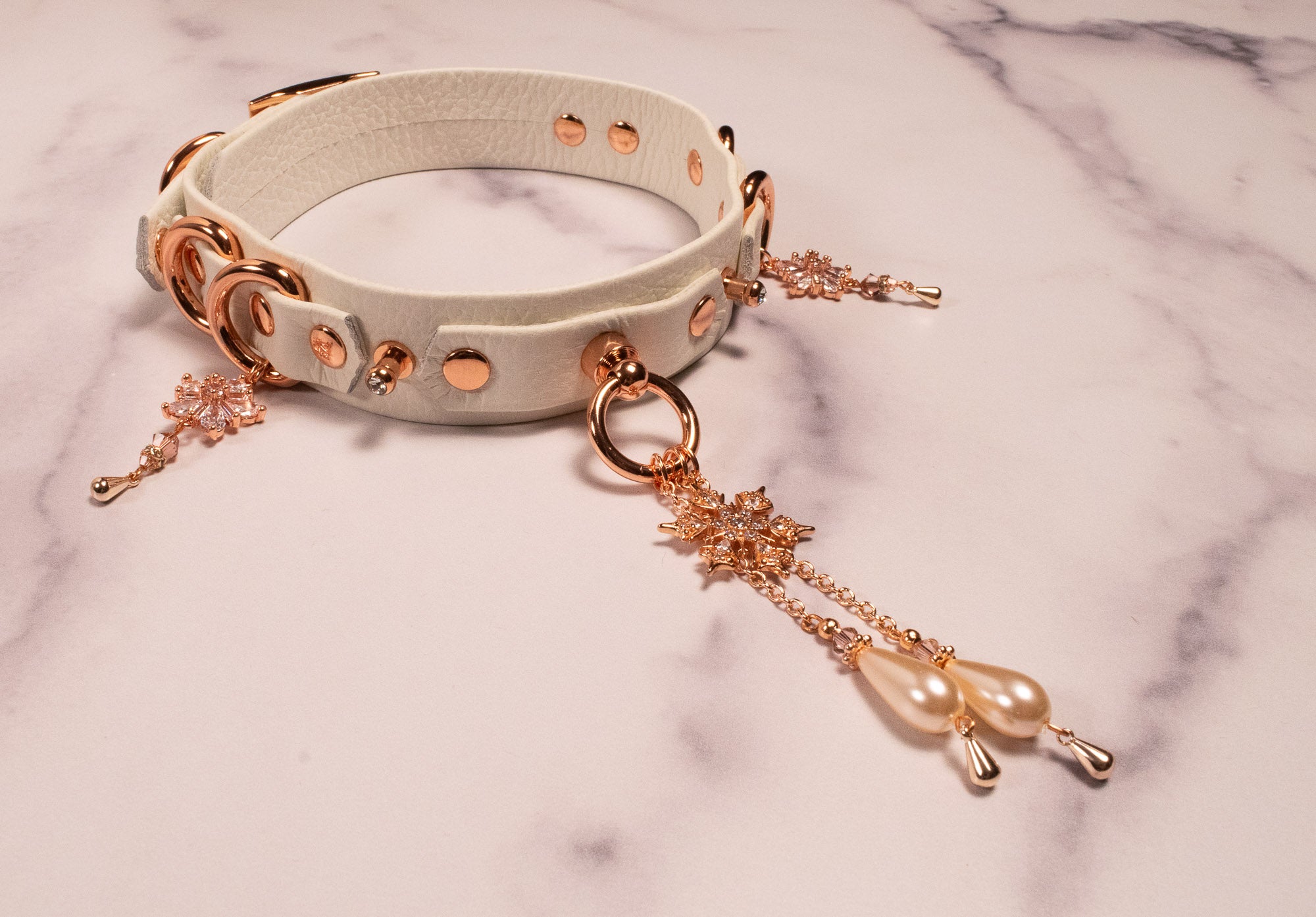 12.5" - 15.5" Rose Gold & White Leather Collar _ LIMITED _