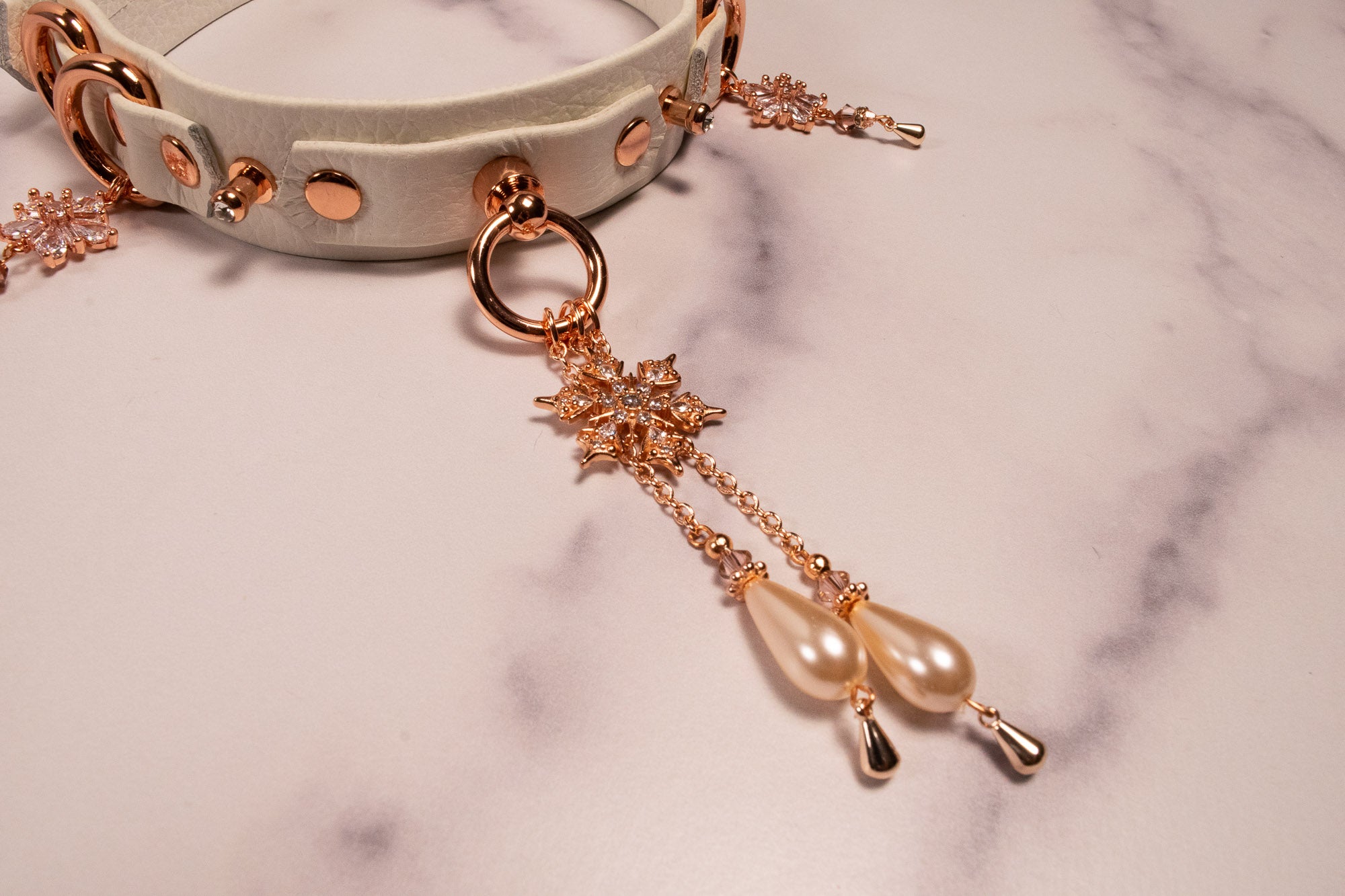 12.5" - 15.5" Rose Gold & White Leather Collar _ LIMITED _