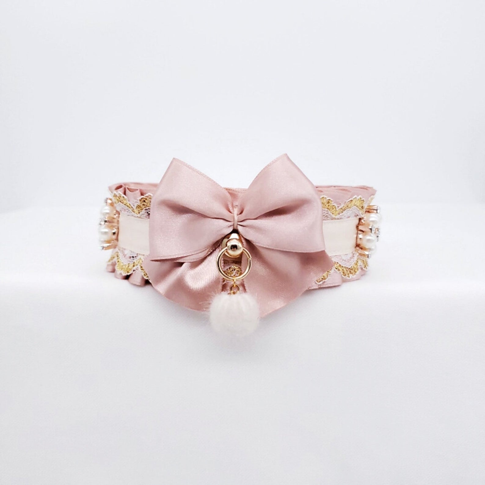 Luxe Rose Gold and Pearl Collar